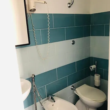 Monolocale Colombo Blu Al Mare Marina Di - Scauri Daire